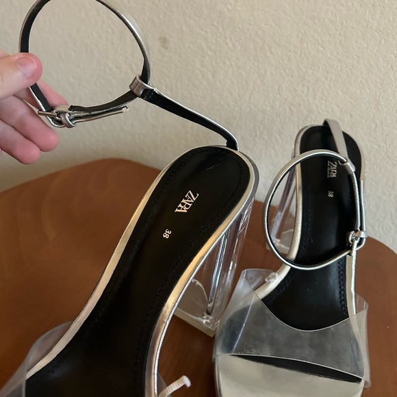 Zara Anna Clear Perspex Block Heeled Sandals Black Size 38 Women's 7.5 Buckle - Picture 5 of 8